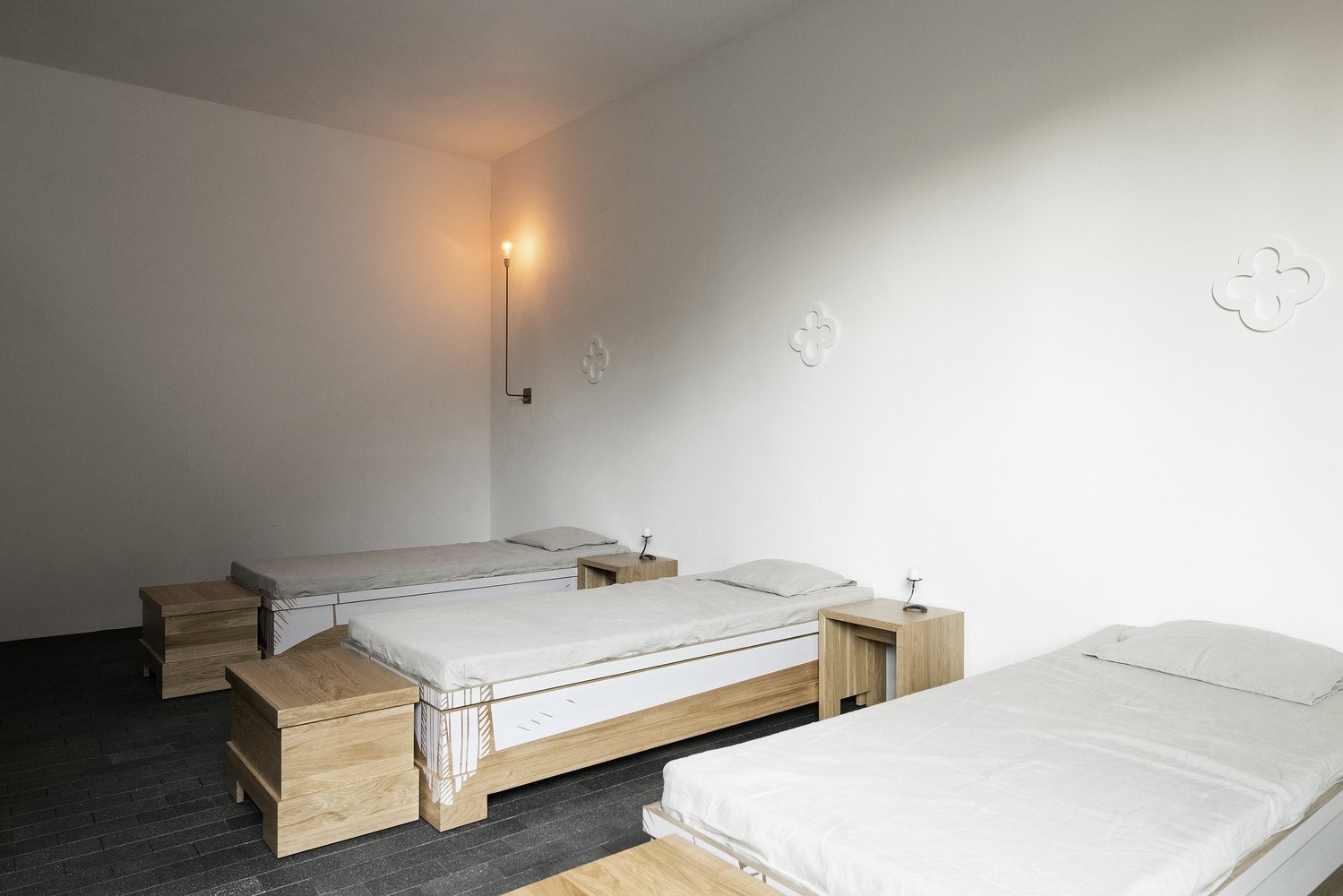 爱沙尼亚古堡中的现代朝圣者之家-17