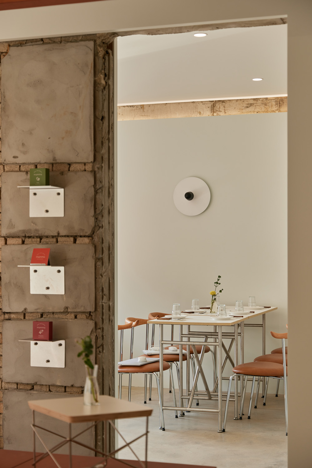 现代简约白调住宅，打造温馨舒适生活空间-30