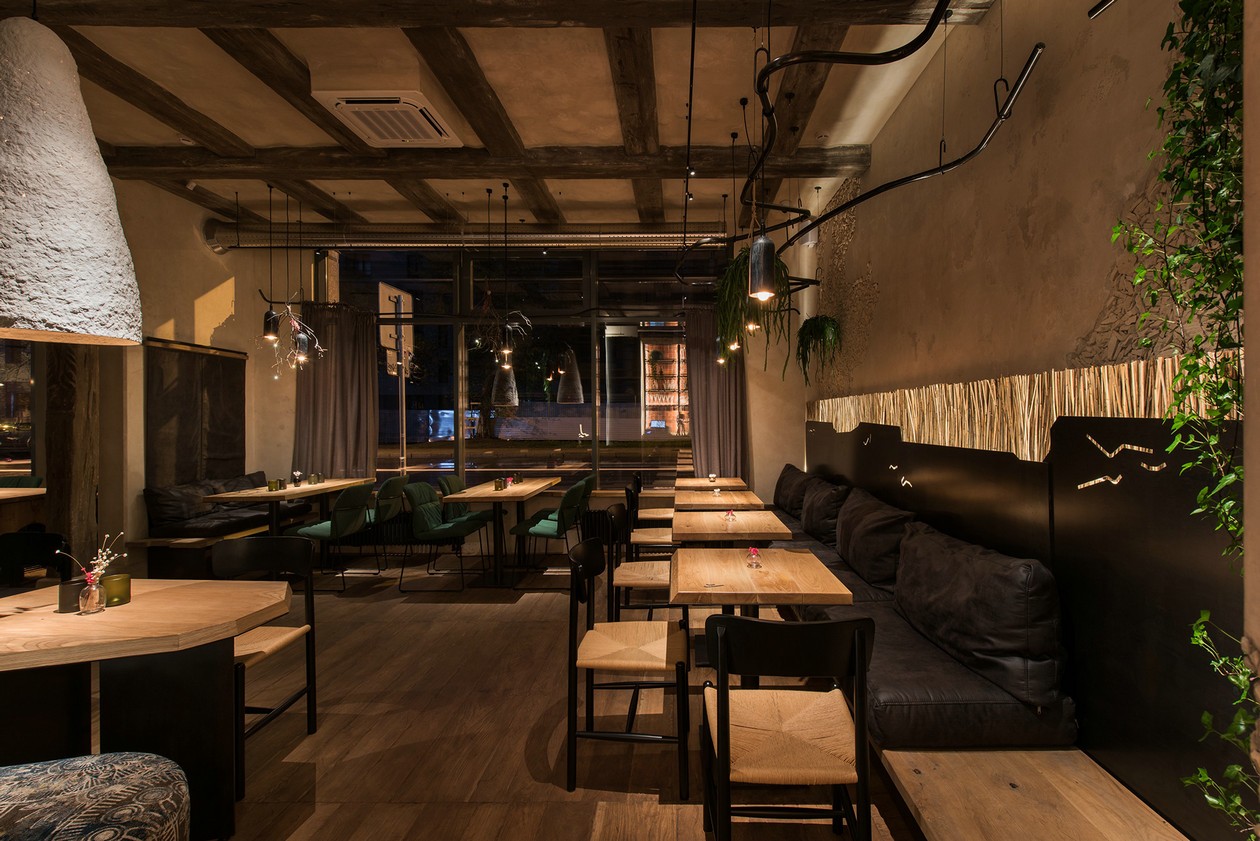 圣彼得堡150㎡格鲁吉亚餐厅-5