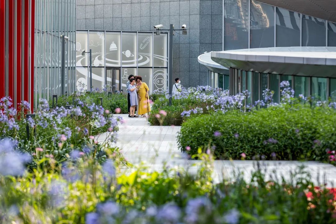 漕河泾印象城 · 地铁上盖商办综合体的活力景观丨中国上海丨创浦景观设计(上海)有限公司-123