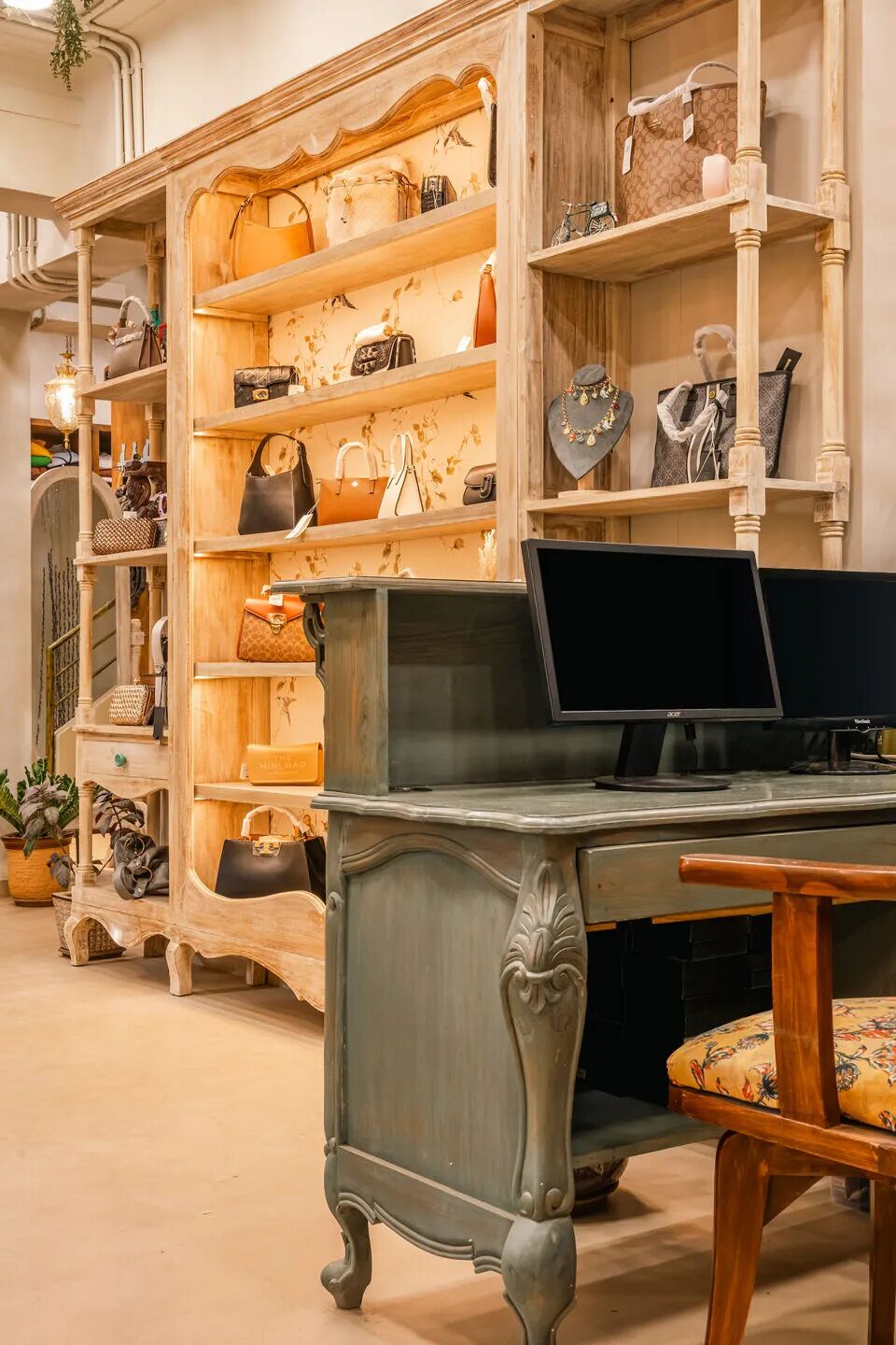 服装店丨印度丨Mindspace Interiors-22