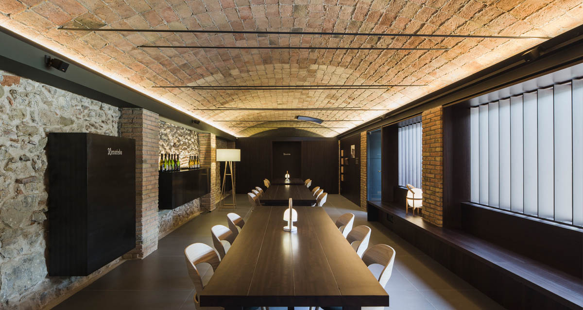 06 10 RECAREDO TASTING AREA-28