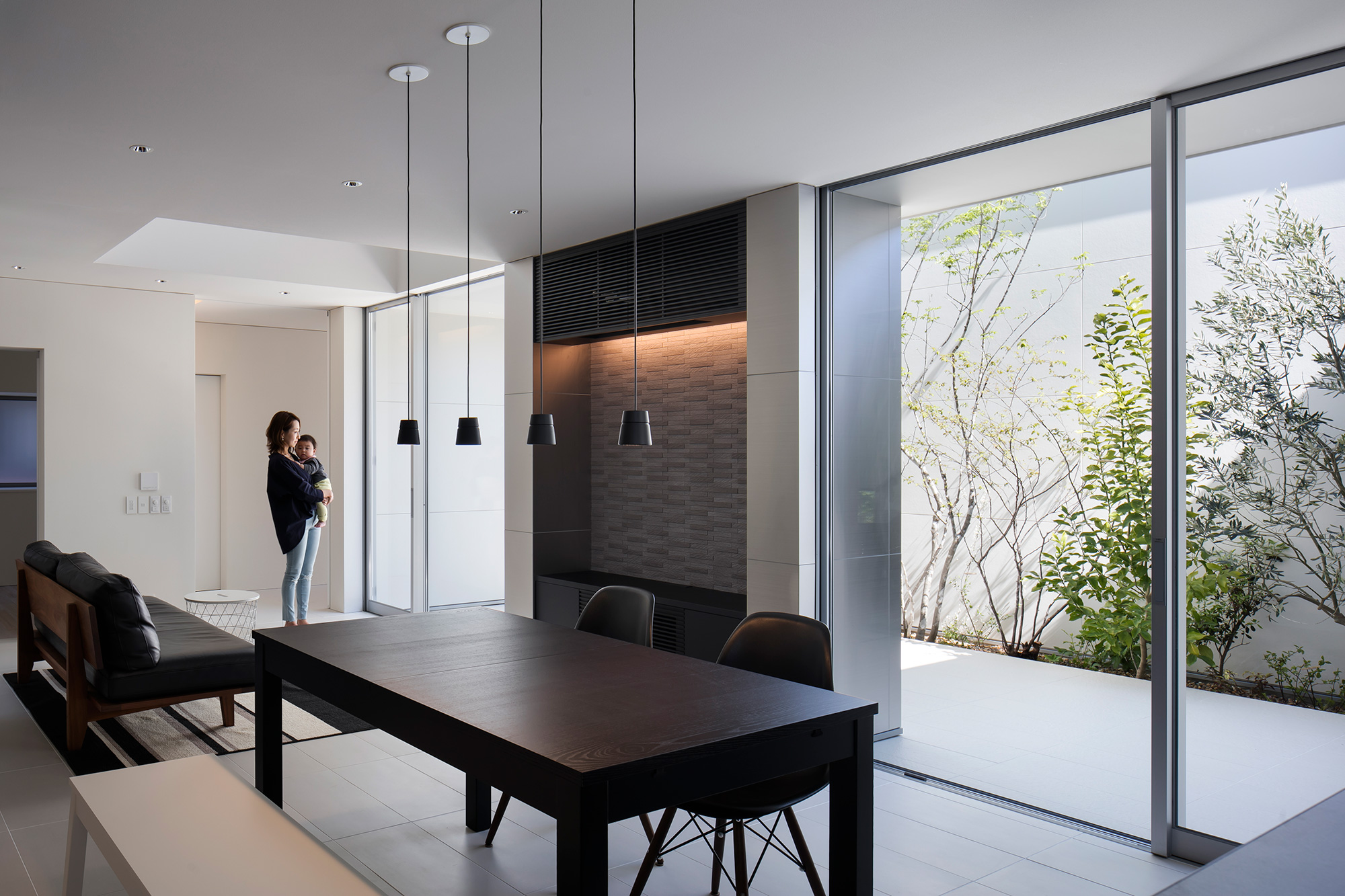 奈良古村中的现代私密住宅-9