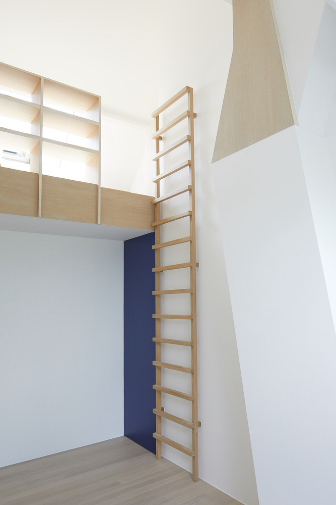 将空间划分为四个象限不同活动集合的住宅改造  JJ之家丨比利时丨戈者设计-12