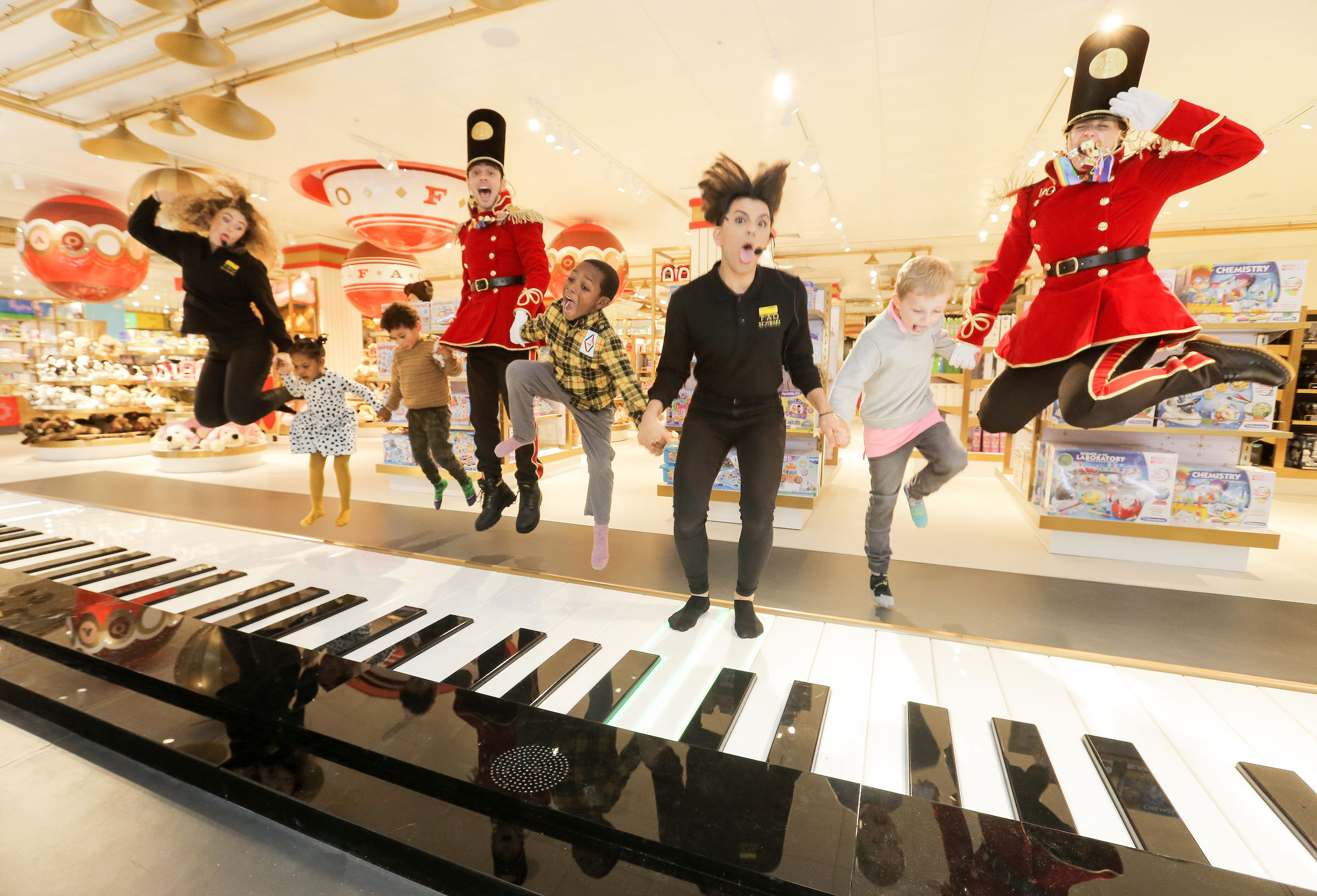 FAO Schwarz 旗舰店-7