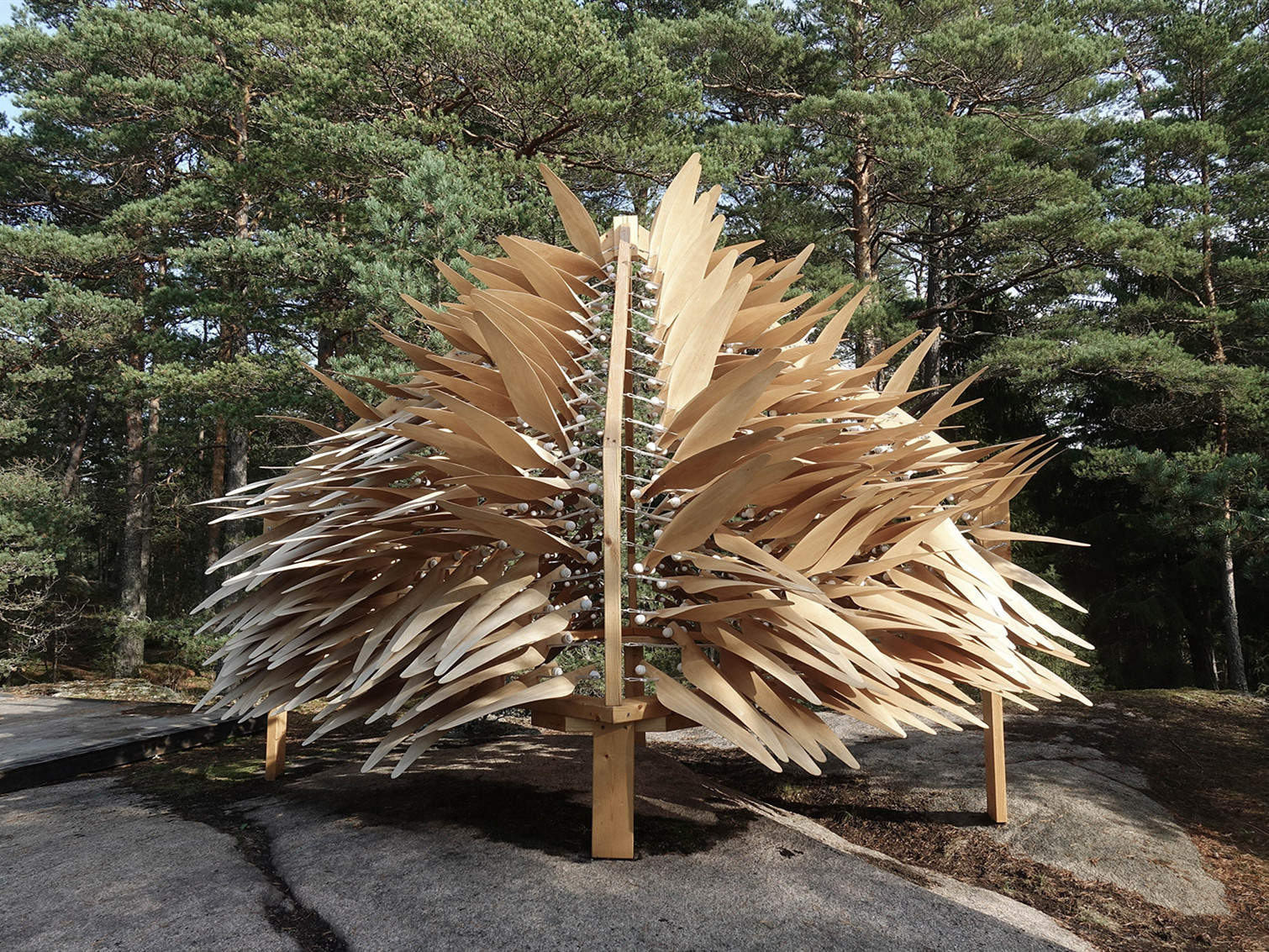 芬兰“颤抖的屋子”装置-3