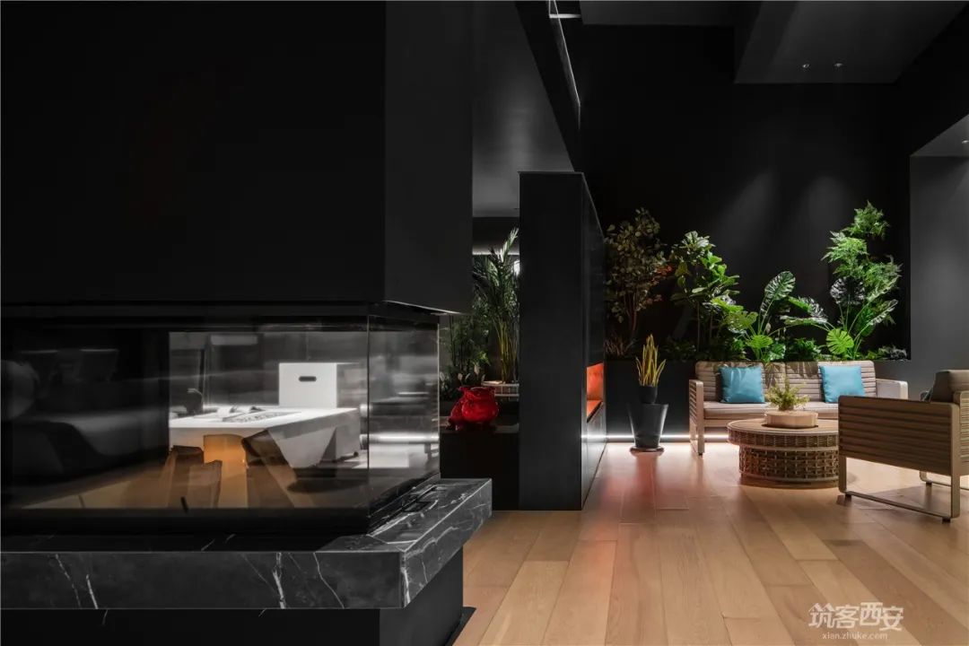 偷出空间的生命力——大明宫建材家居城火光设计-5