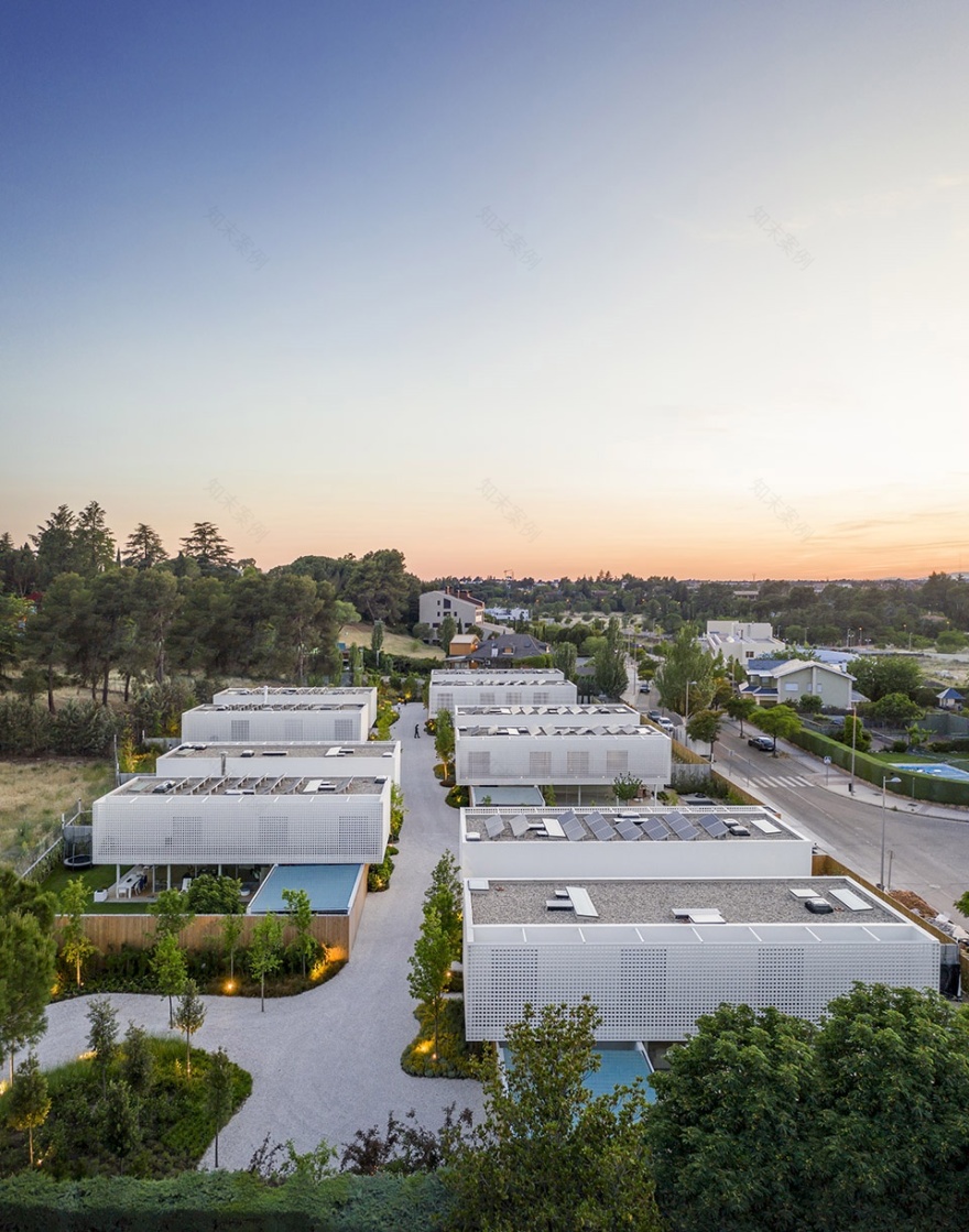 马德里 Valcotos 住宅综合体-10