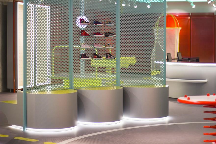 Supermoments, a Retail Space That Makes Children’s Dreams Come True-25