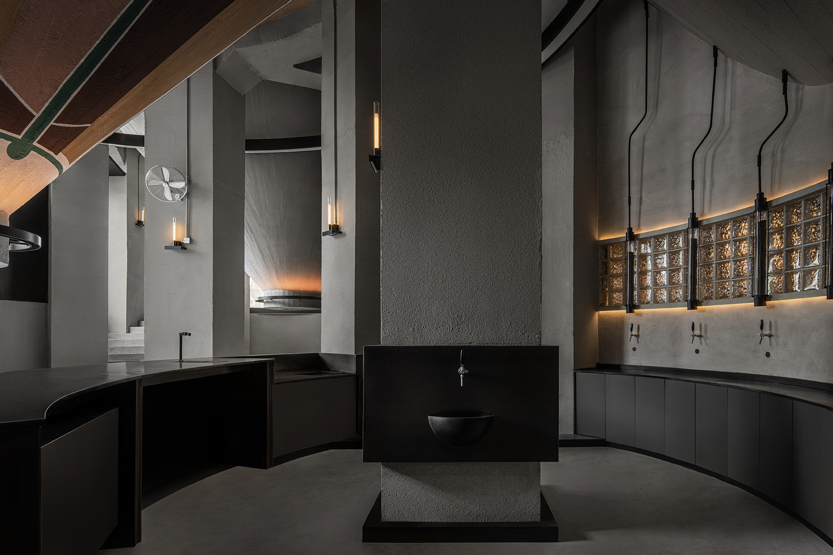 跑马场三明治丨中国上海丨季意空间设计-24