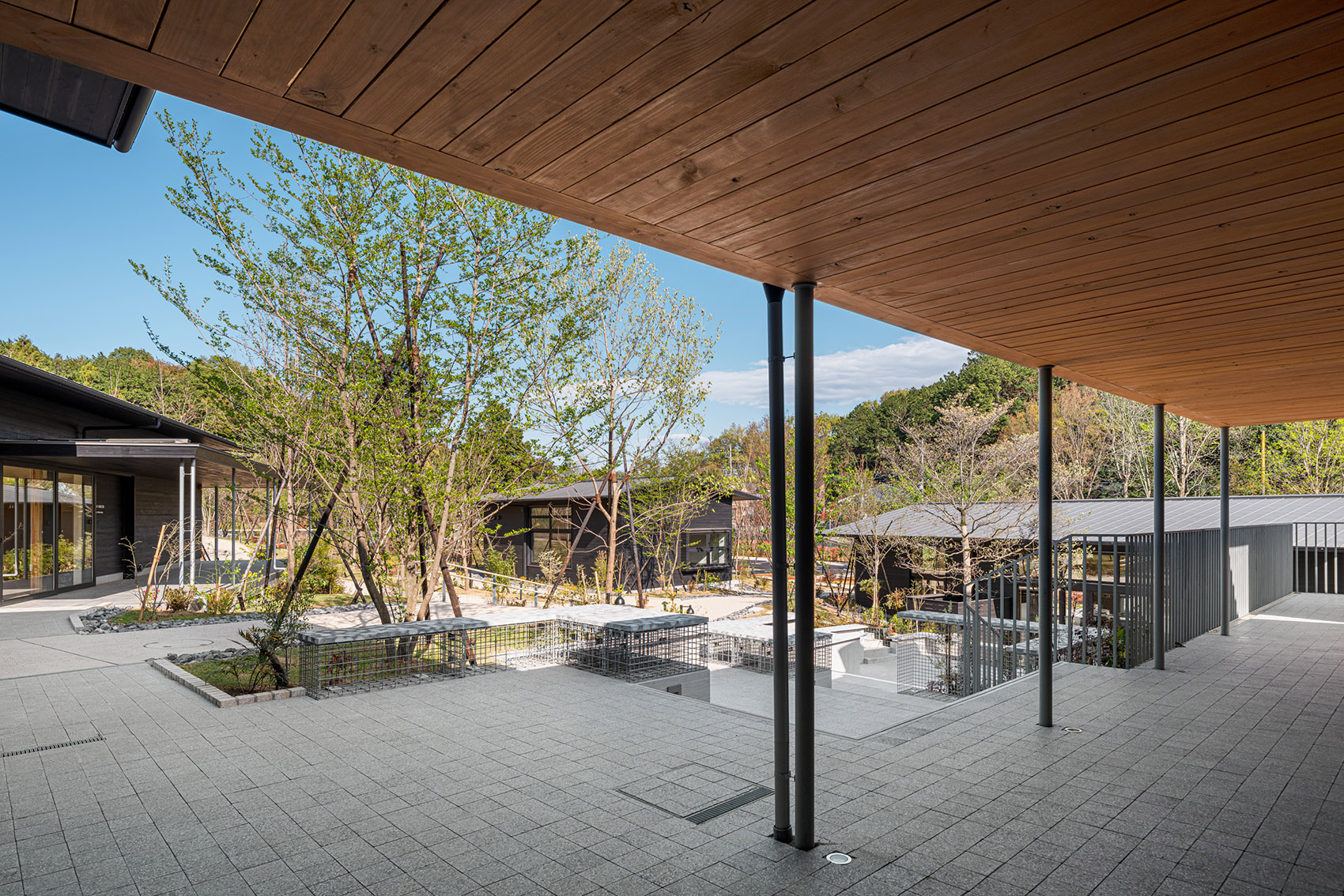 町田药师池公园“四季彩之森”游客中心丨日本-39