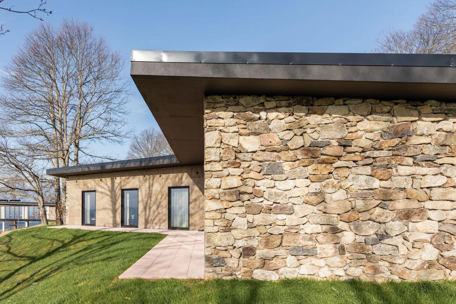 葡萄牙山脉中的和谐身心灵康养中心丨PLATAFORMArq-26