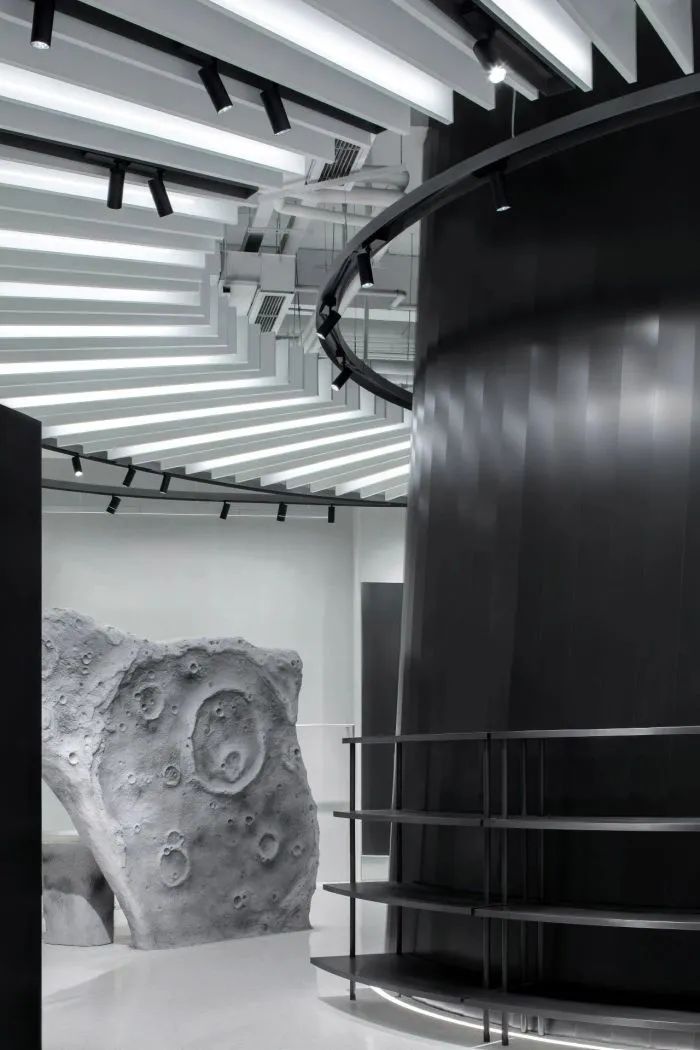 LOOKNOW西南首家旗舰店丨中国成都丨蘑菇云设计工作室-59