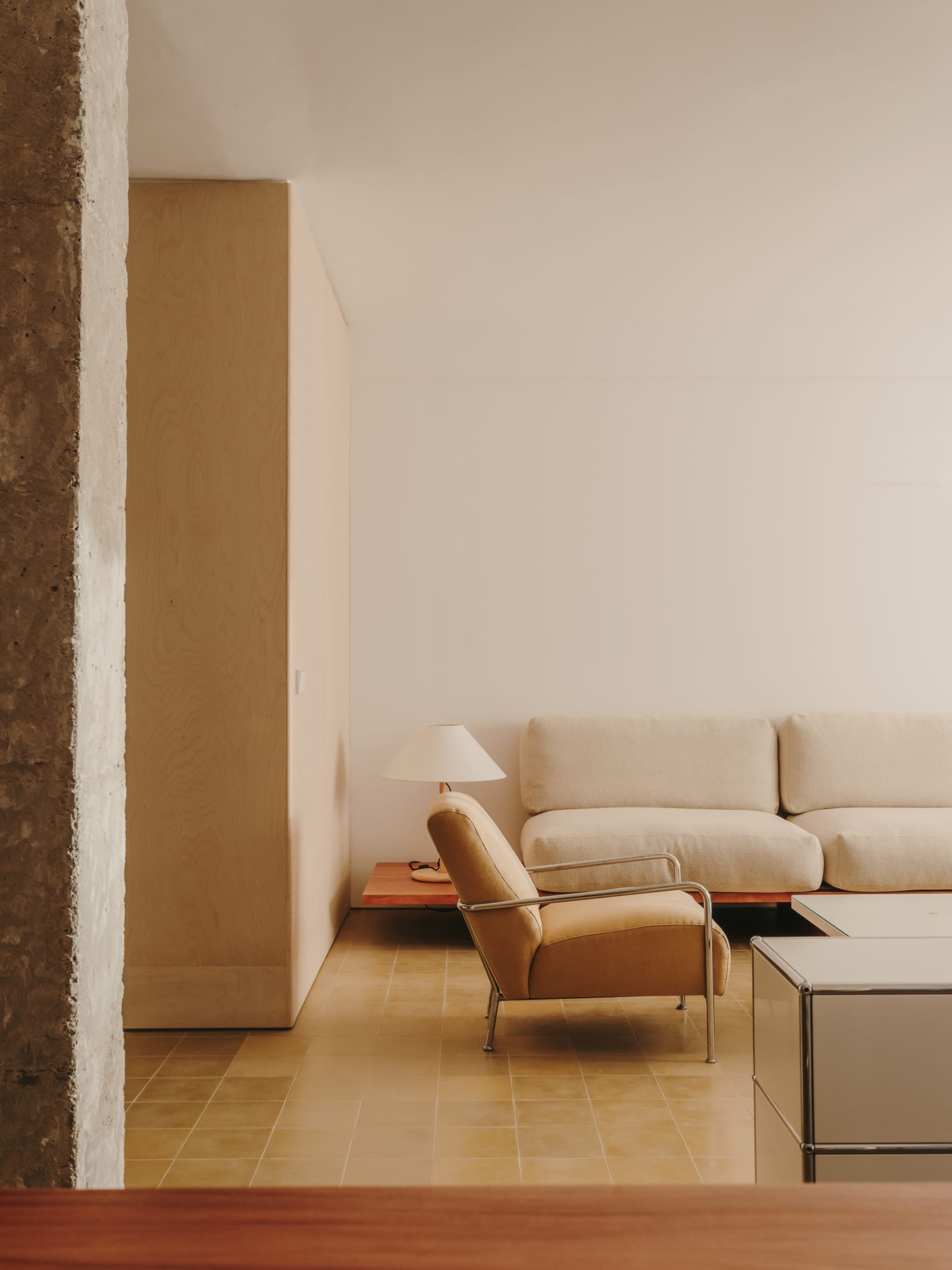 巴塞罗那Apt 21公寓丨西班牙巴塞罗那丨Skye Maunsell和Jordi Veciana-18