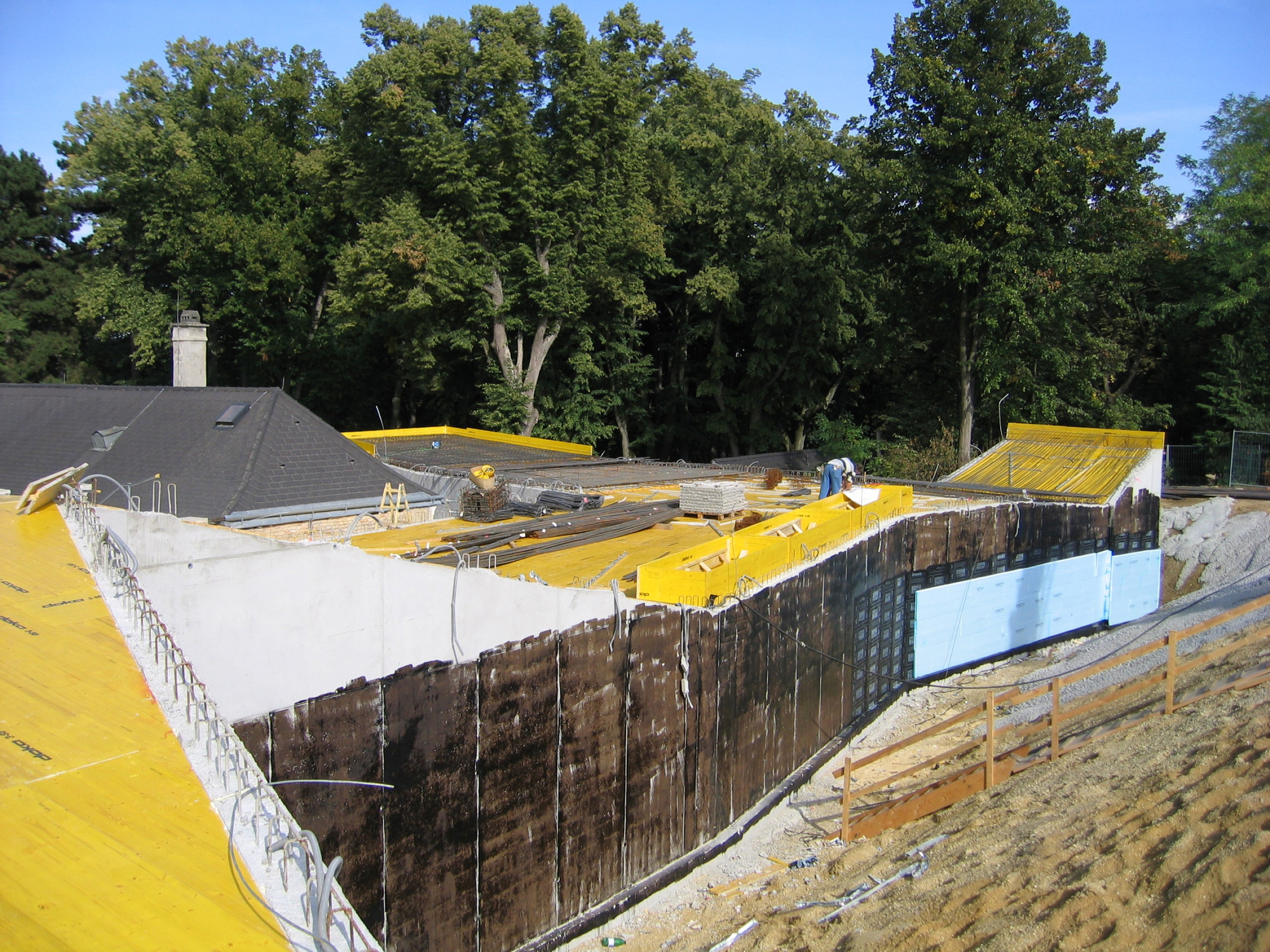 融合历史遗迹的智能展览空间-23