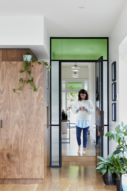 墨尔本城市连接 · 历史砖厂背景下的现代家居创新设计丨澳大利亚墨尔本丨Lisa Cummins Architect-20