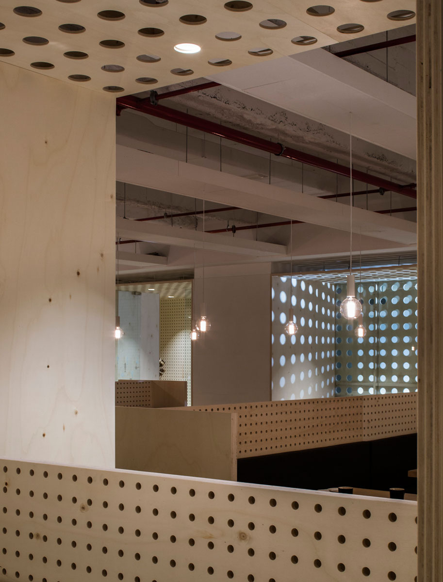 09 18 RESTAURANTE HABITUAL-43