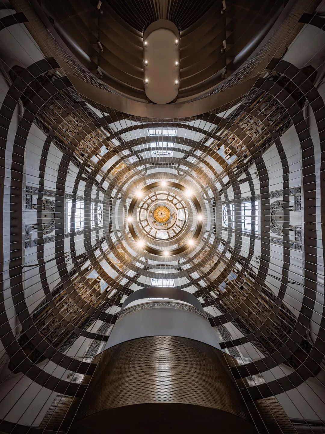 教堂之魅 | 书店、咖啡馆、诗歌店的奇妙融合-299