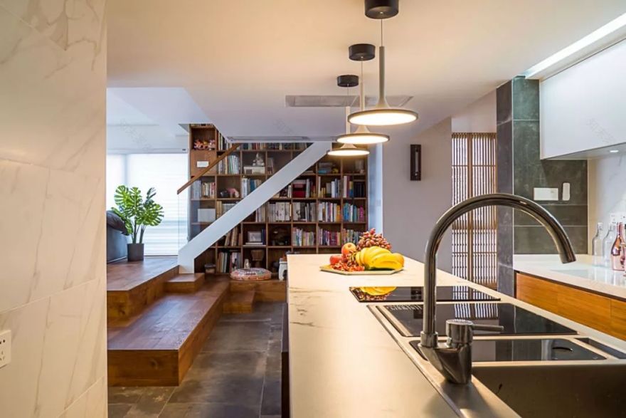 他在20楼挖池塘、造园子,把家改成空中花园,只花3000元-29