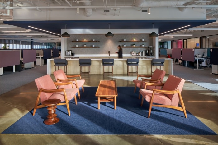 分诊人员配置办公室丨美国奥马哈丨LEO A DALY-26