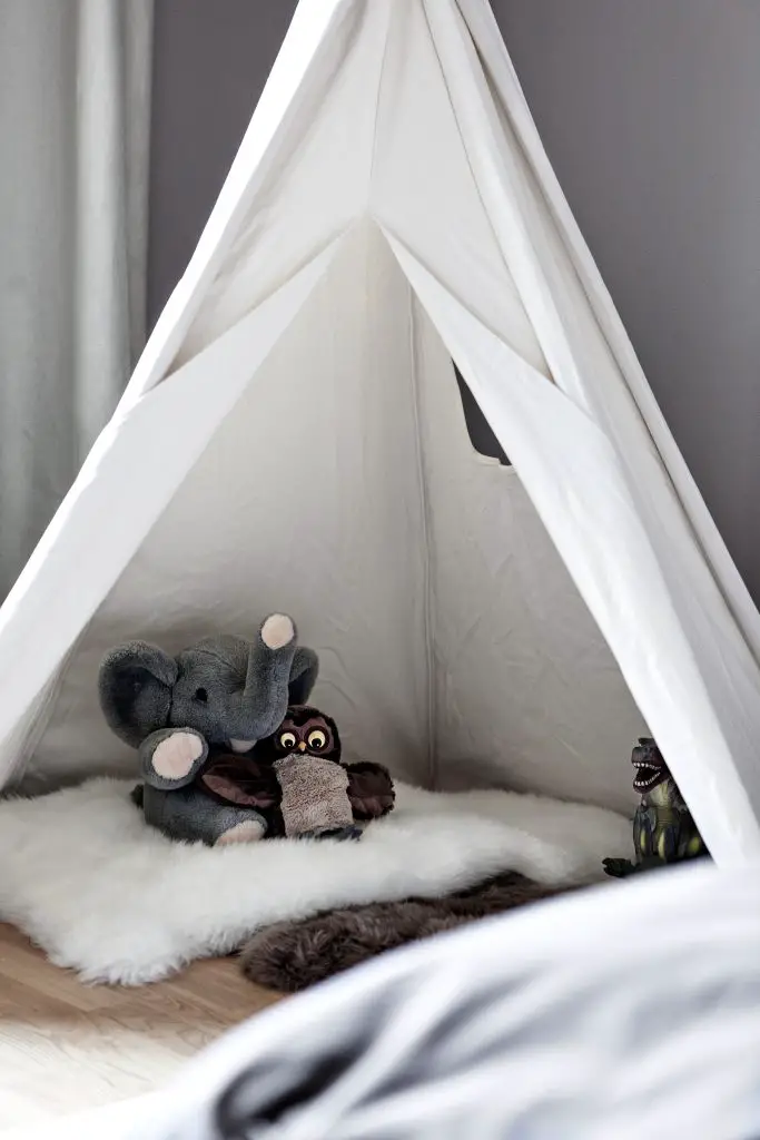 瑞典乌普萨拉灰色皮质公寓 | 典型的斯堪的纳维亚风情-12