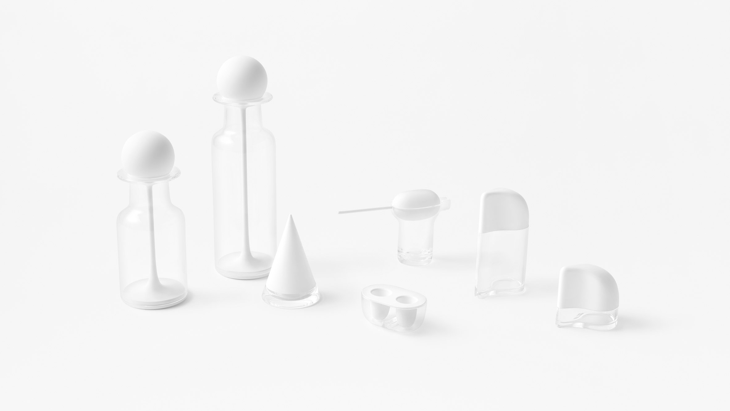 Nendo creates kitchenware lids that imitate hand movements-0