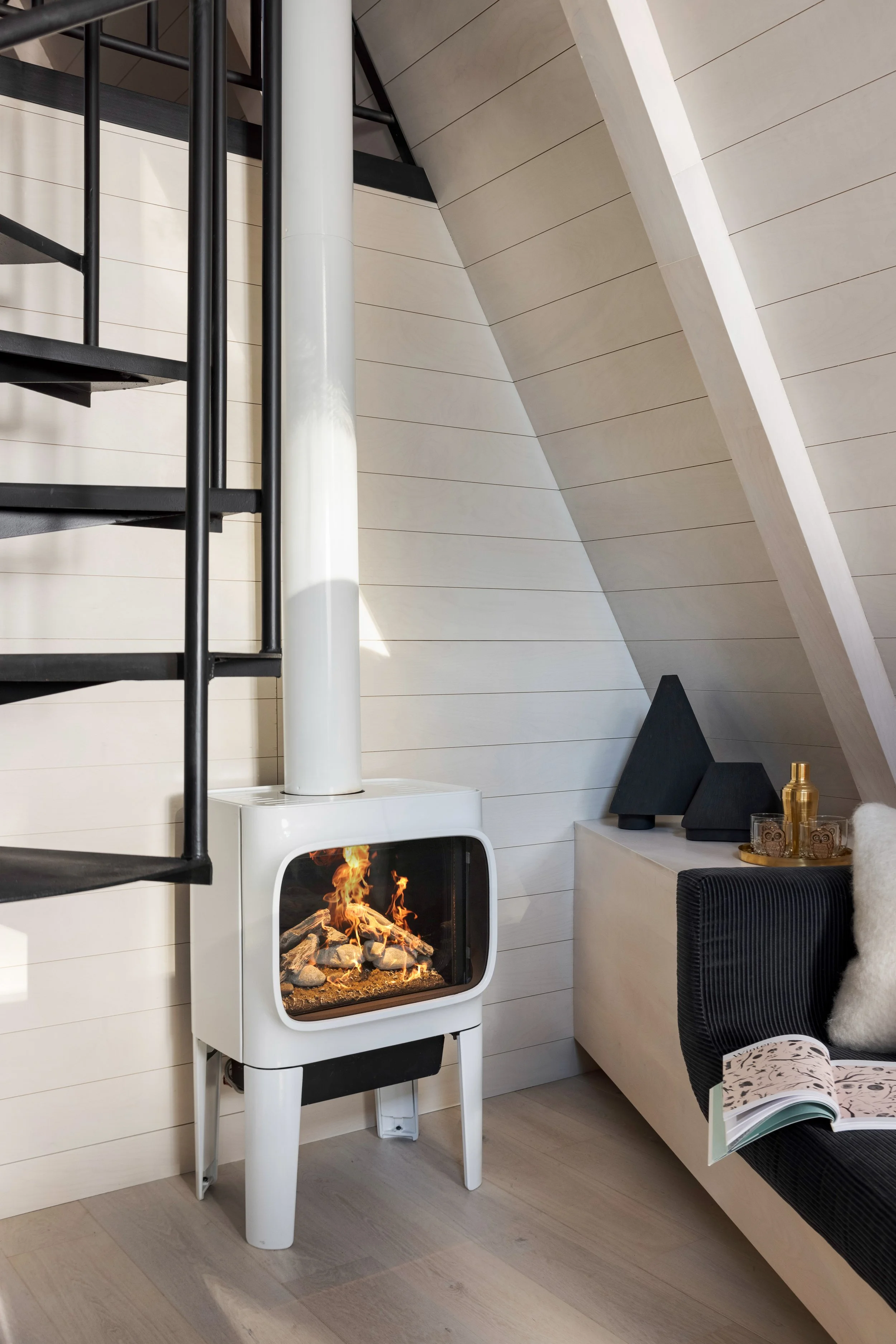 小猫头鹰A字形房屋丨美国加利福尼亚丨HSH Interiors-11