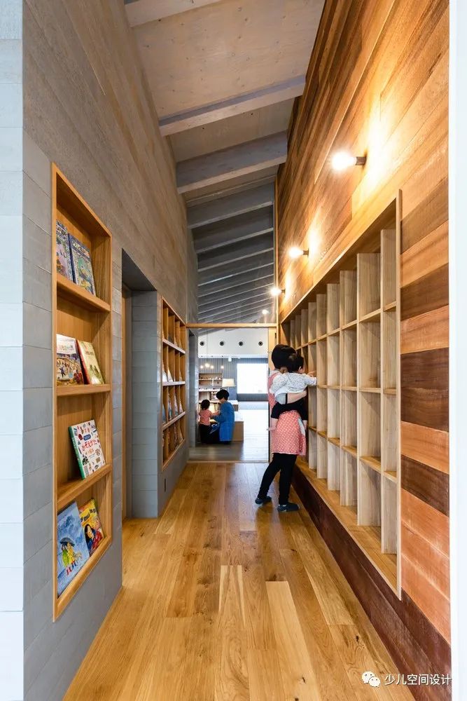 托儿所设计丨屋顶下的图画书森林-16