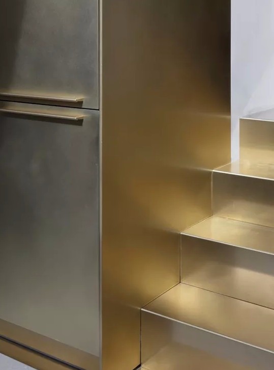 伦敦住宅的黄铜魅力-31