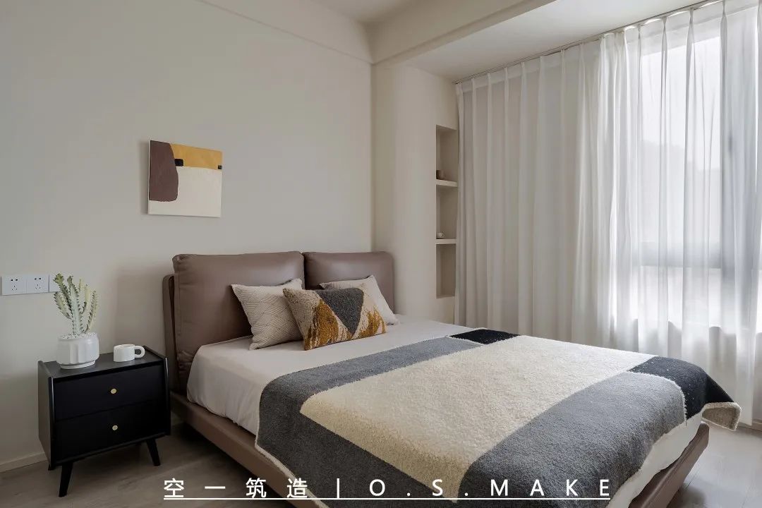 轻侘寂美学 · 重庆公园大道140平米三室一厅设计案例丨中国重庆丨空一筑造-100