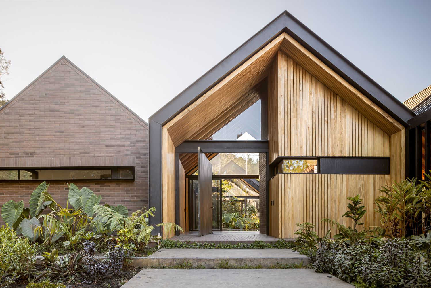 哥伦比亚 OT House丨DARP (De Arquitectura y Paisaje)-13