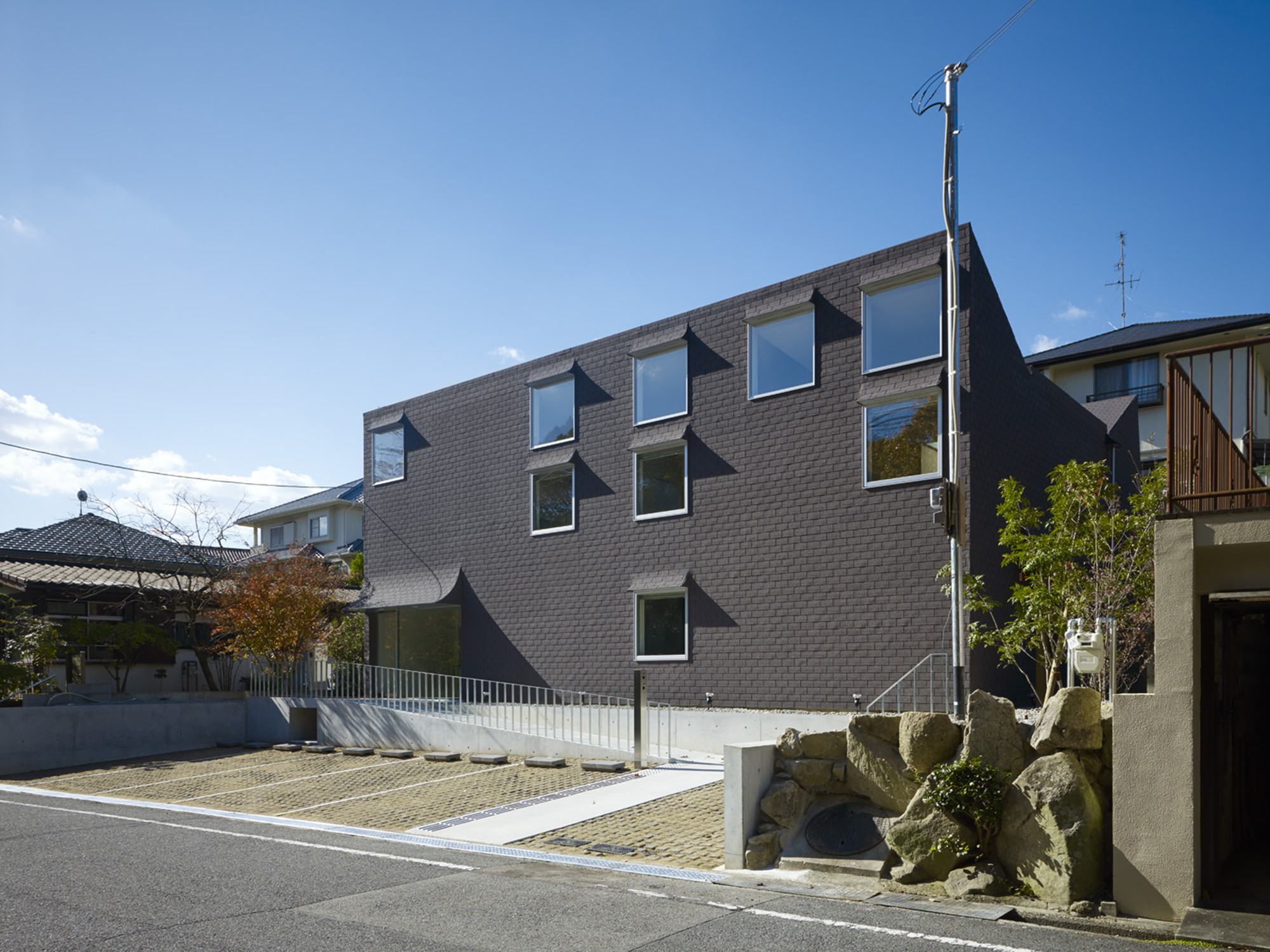 Atlas house   Tomohiro Hata Architect and Associates-1