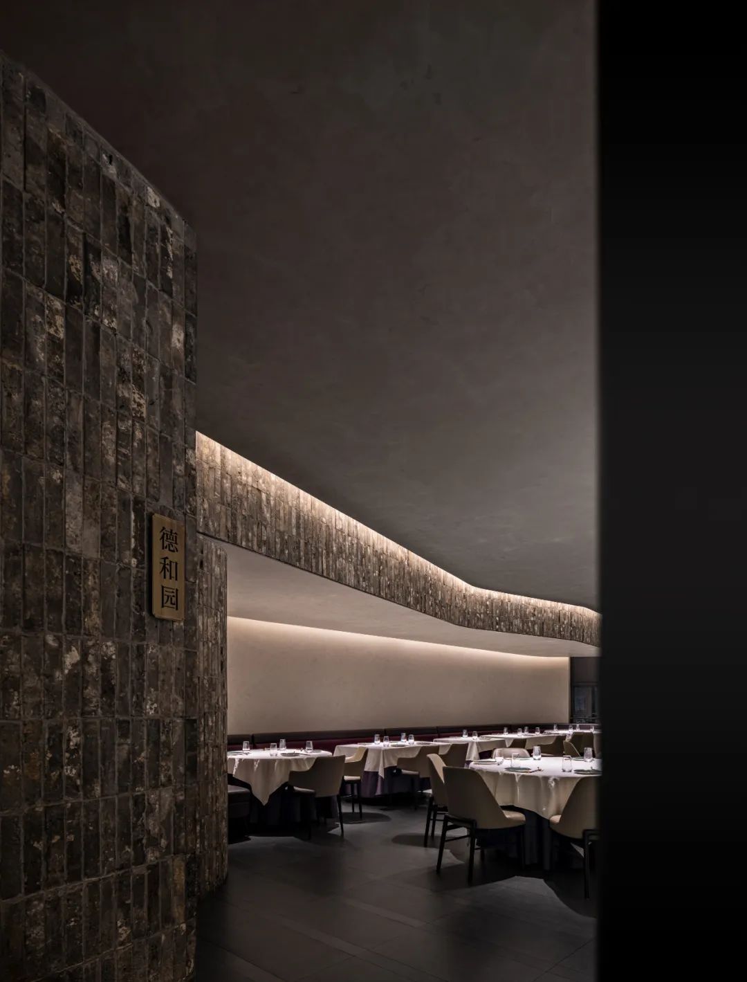 四季民福上海外滩外白渡桥店丨中国上海丨IN.X屋里门外设计-8