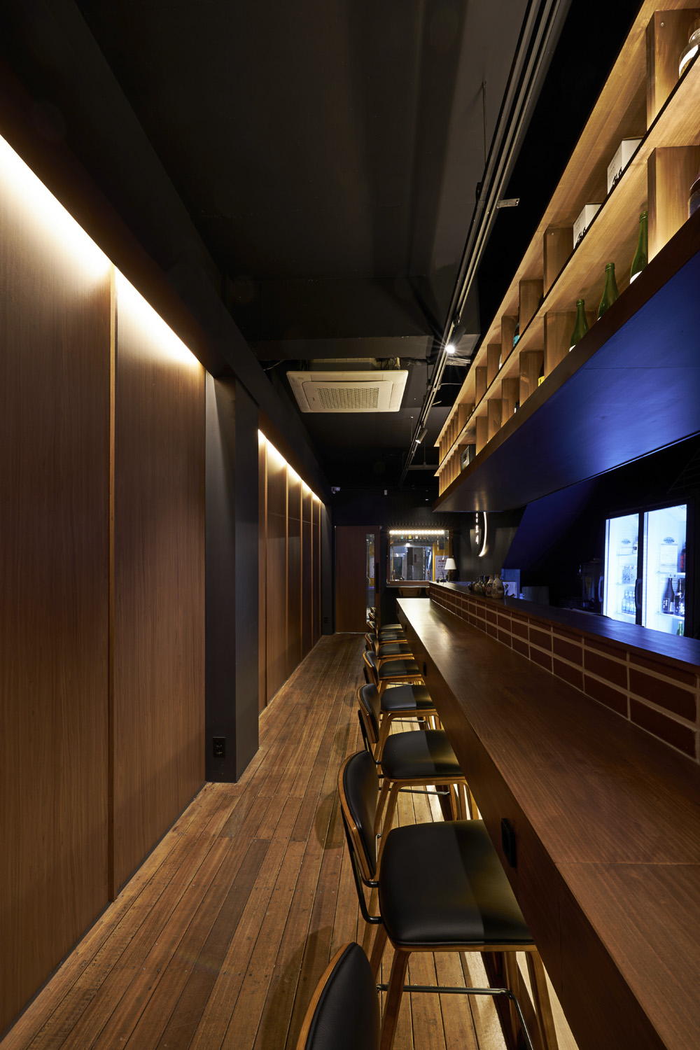 "高级黑的 15 平小户型室内设计，尽显奢华氛围"-11