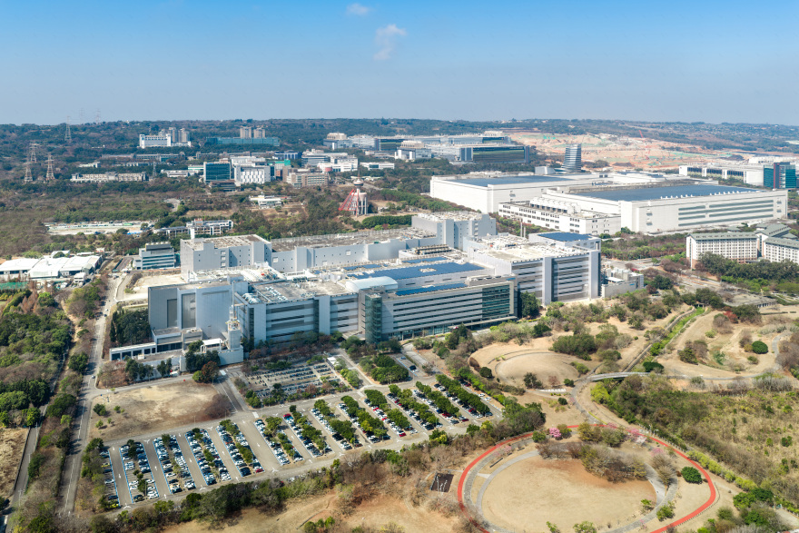 Corning Taiwan - Taichung Plant | 康寧台灣台中廠-18