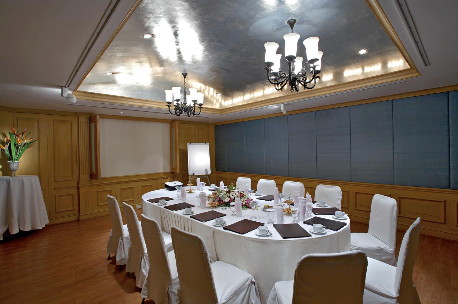 )Le Royal Méridien Mumbai, Mumbai, India-27