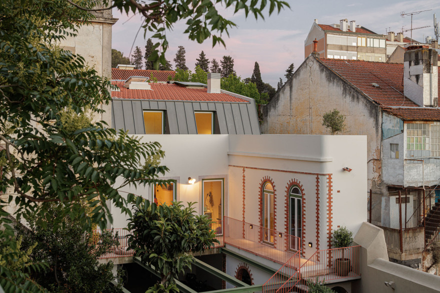 House Possidónio da Silva 37 / Fragmentos-24