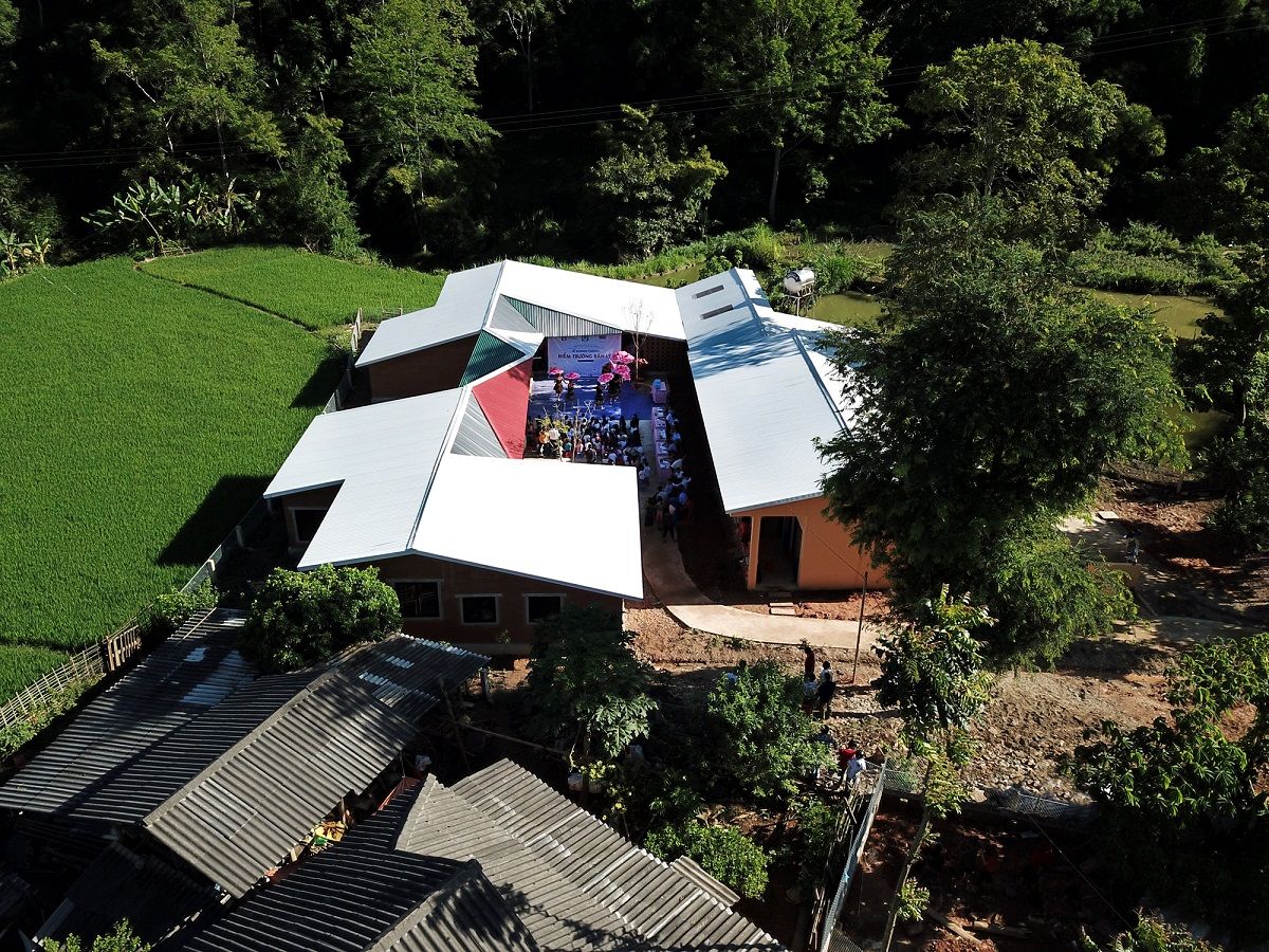 森林中的学校 · 1+1>2 建筑事务所打造独特学习环境-11