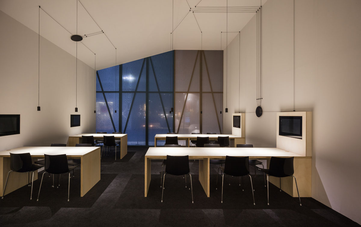 05 11 STAND VIBIA EN LA FERIA EUROLUCE 2015 DE MILÁN-28