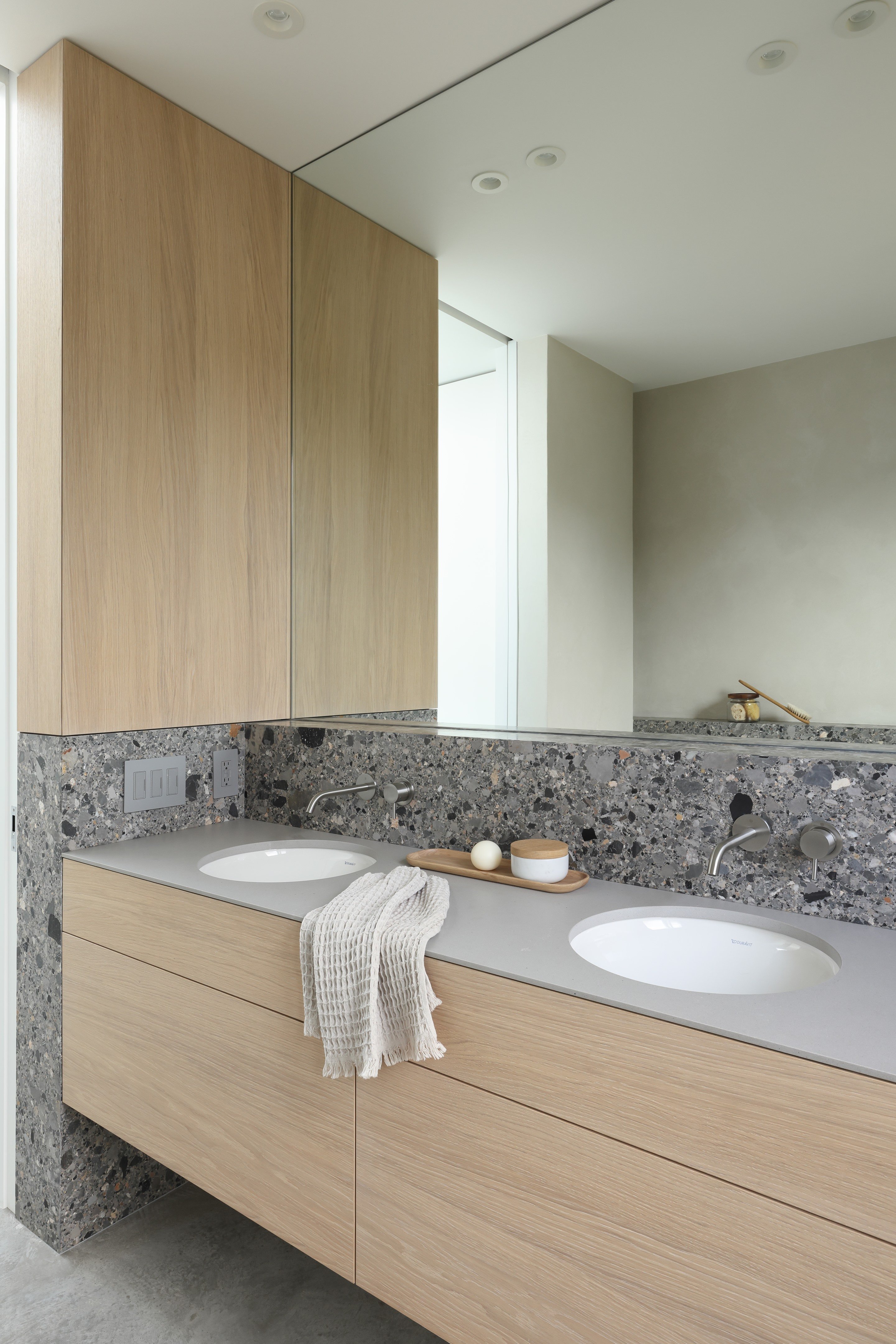 卡德伯勒湾别墅丨加拿大丨Falken Reynolds Interiors-33