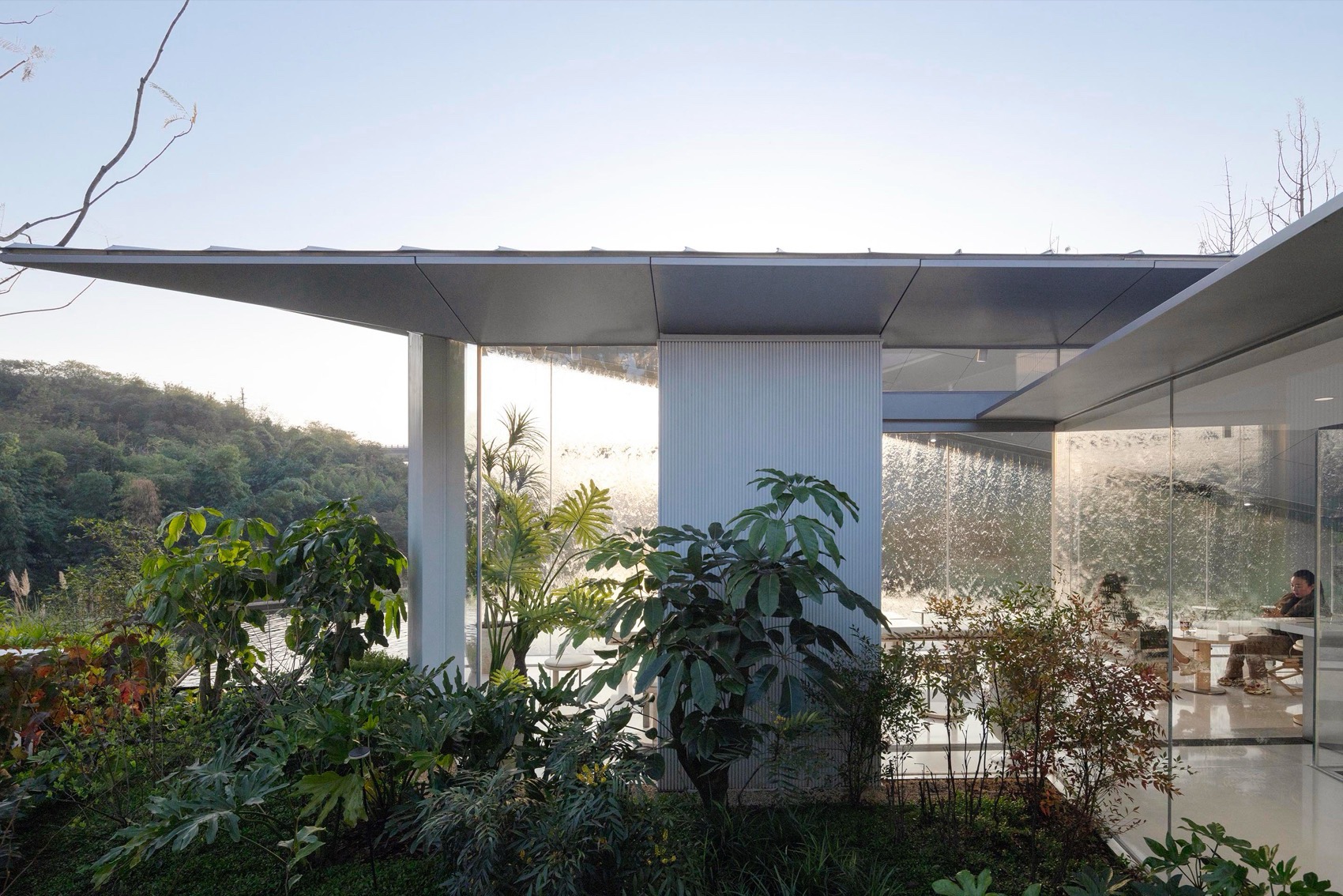 重庆麓悦江城咖啡厅丨中国重庆丨万华研发 + 直现建筑-21