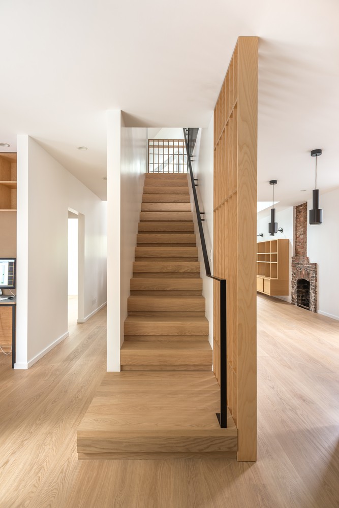 温哥华 Yew House 传统住宅翻新,现代阁楼风格融合复古元素-15