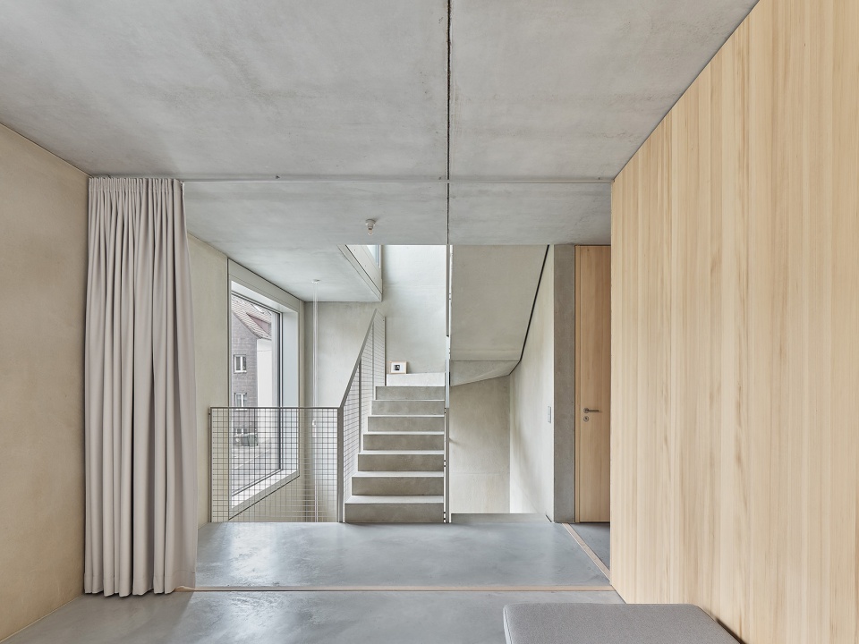 HS77 复式公寓楼 | 灵活设计应对生活多变-41