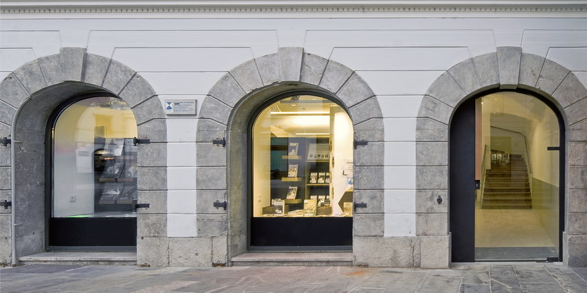 baroque court apartments-54