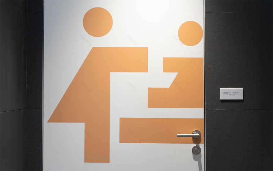 Tretyakov Gallery Kaliningrad Wayfinding System-19