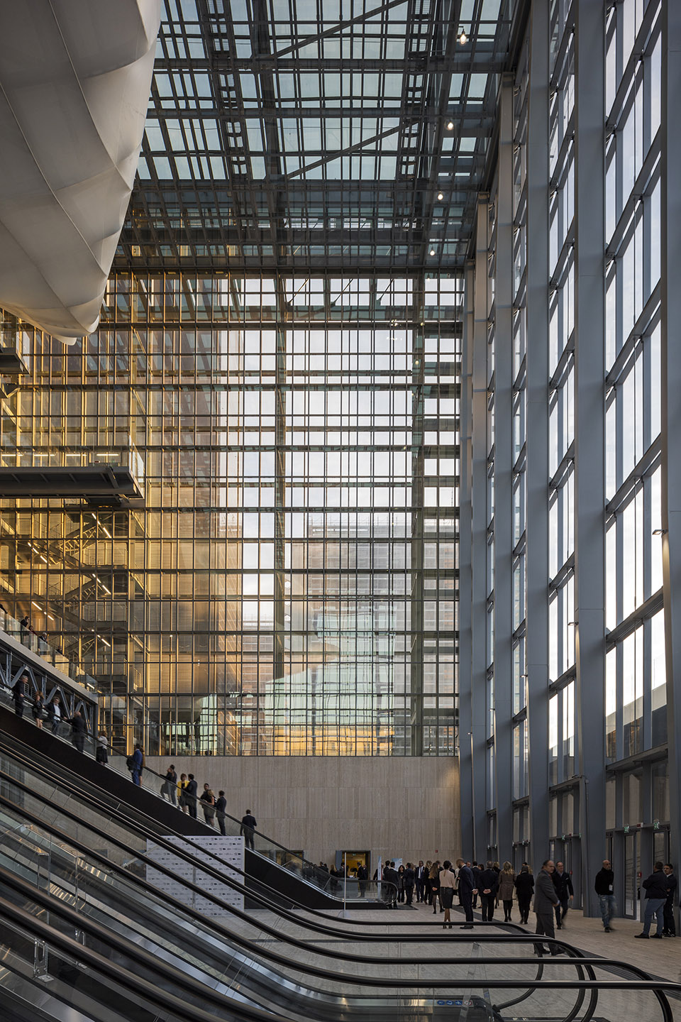 新罗马EUR会议中心和酒店 & “云” / FUKSAS-26