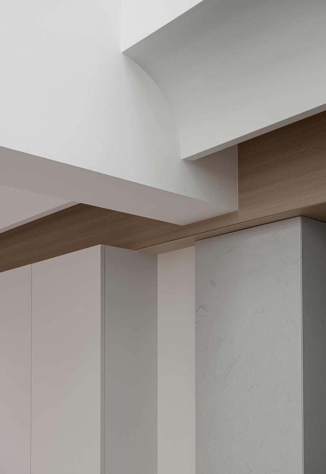 光线与空间的完美融合 · 顶楼平层住宅的创新设计-75