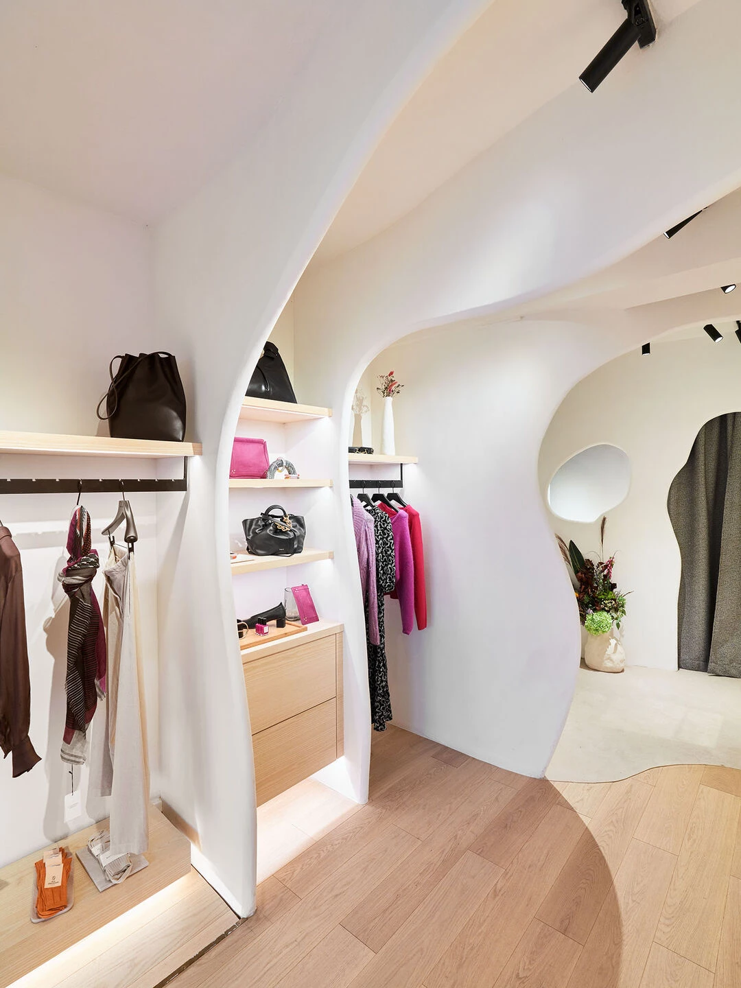 可译为小型妇女商店丨法国巴黎丨JCPCDR Architecture-19