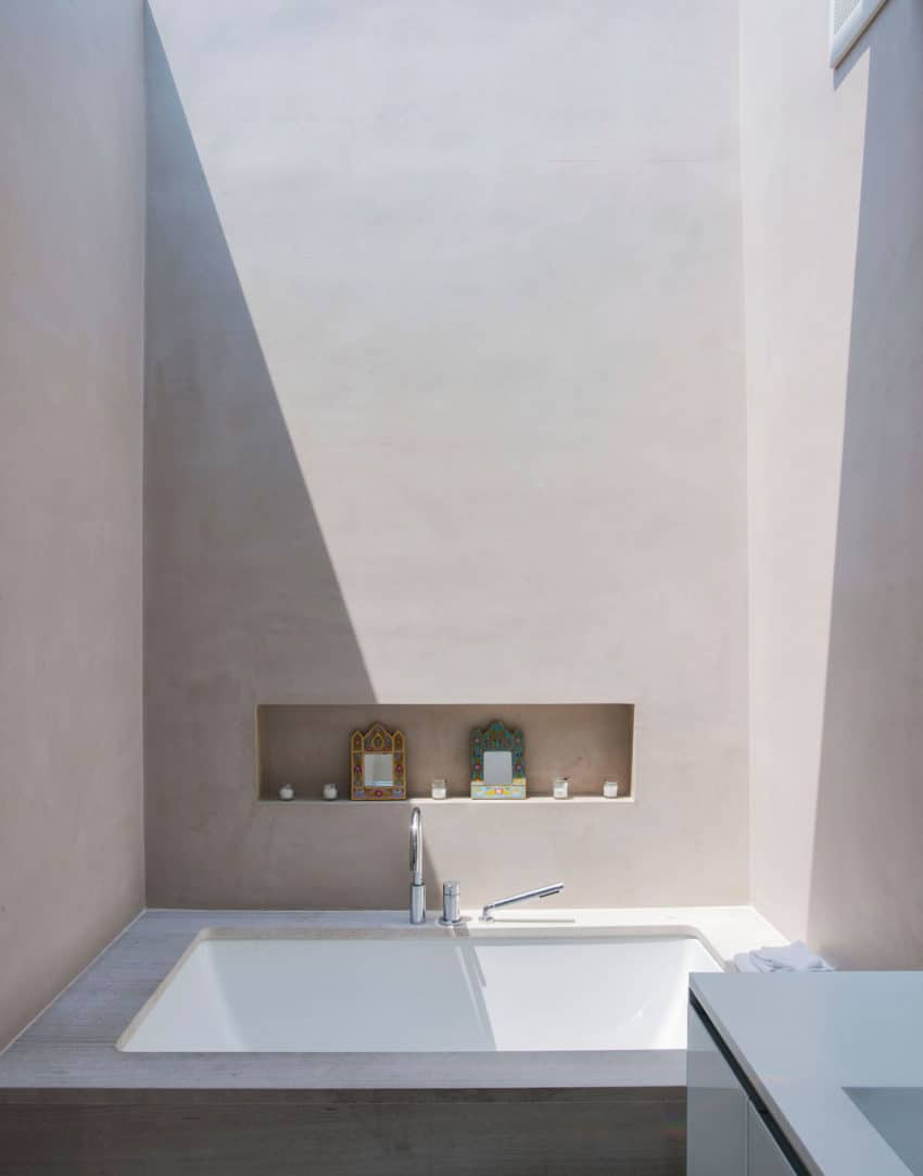 A Former Firehouse Becomes a Private Residence in Williamsburg-11