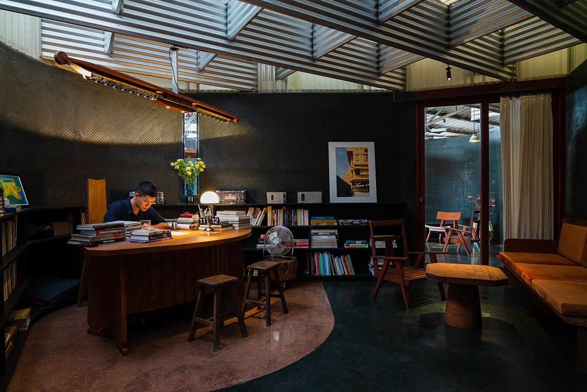 旧建筑新生命,低成本办公室设计典范-26